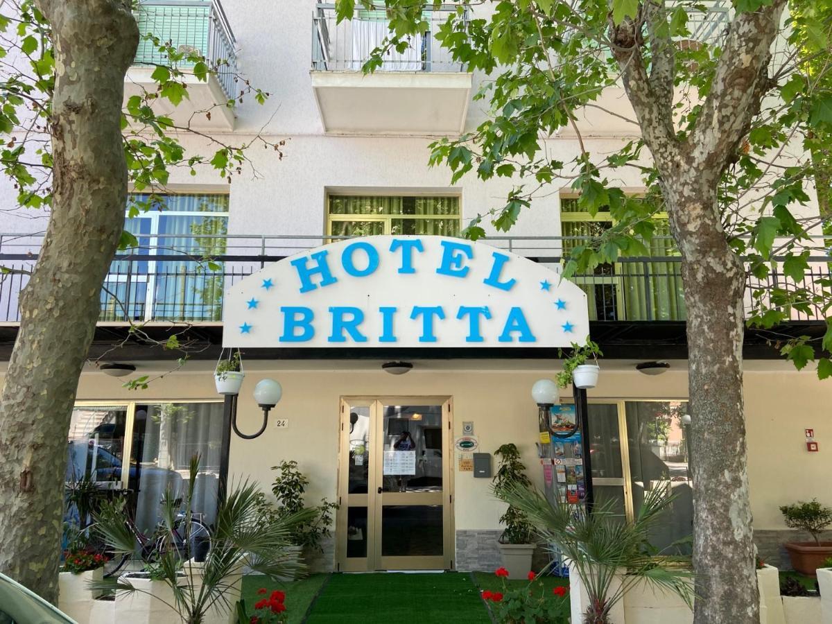 רימיני Hotel Britta מראה חיצוני תמונה